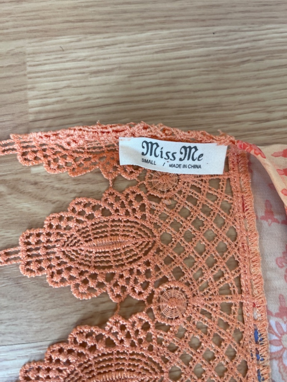 Miss Me Orange Paisley Crochet Western Boho Kimono Top Size Small - Picture 6 of 10